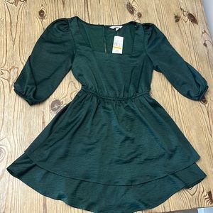 Speechless hunter green dress